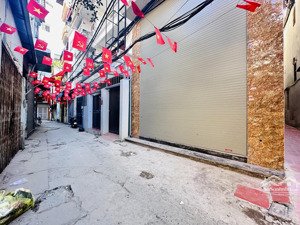 bán toà chdv dòng tiền , lê trọng tấn , 11 phòng khép kín full đồ , ngõ thông , ô tô , k còn căn t2