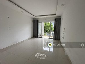 - bán nhà 3.5 tầng khu đô thị hà quang 2 vị trí đẹp ở hoặc cho thuê lh : 