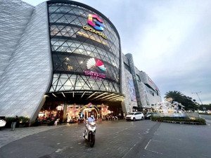 bán lô đất 129m2 - đường hẻm xe hơi - ngay sát gigamall phạm văn đồng