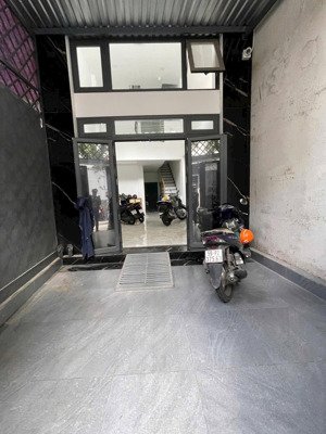 bán chdv 6lầu hxh đường xvnt, phường 26, quận-bt