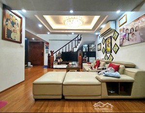 giá sốc ! chỉ 12 tỷ có penhouse 208m2 - tại vinaconex - 136 hồ tùng mậu cạnh goldmark city