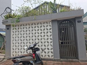 bán đất nền tại trần đăng khoa, long biên, 32,8 tỷ, 90m2, chính chủ!