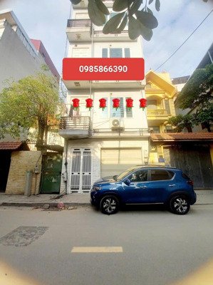 mặt phố trần quý kiên cầu giấy tiện ích bạt ngàn. vừa ở vừa kinh doanh đa dạng. cả khu hiếm nhà bán