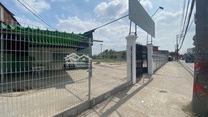 bán đất mt đường nguyễn duy trinh, phường phú hữu, quận 9. dt(55x150m), cn: 5551m2, giá: 350 tỷ