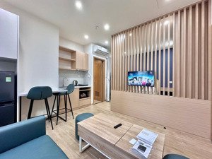 siêu phẩm bancol tách bếp full nội thất_ngay nhà thờ tân hương, tân phú_giảm