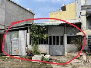 cần bán gấp nhà hẻm 3m bạch đằng. dt: 5x17m. hiện trạng cấp 4. tiện xây mới - khu xây cao tầng