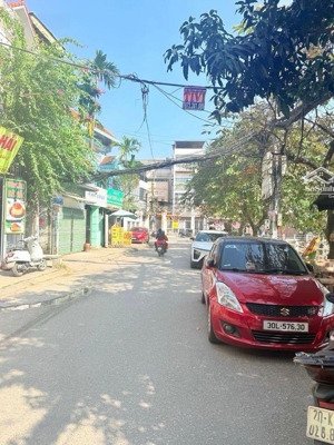 siêu hiếm cách đúng 10m ra hồ view thoáng
ô tô tránh, đỗ ngày đêm sát cầu trần hưng đạo