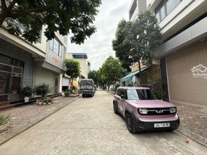 nhà đẹp 80m, dân xây 3 tầng, tái định cư quỳnh đô, phân lô ô tô tránh, vỉa hè, kinh doanh