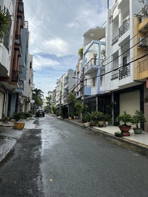 hxh thông tứ hướng - khu phân lô đẹp; 281/ lê văn sỹ 60m2_3pn - nhỉnh 9 tỷ - shr vuông a4