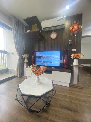 chính chủ e cần bán căn 2pn2vs 70m tòa thăng long capital giá đầu tư