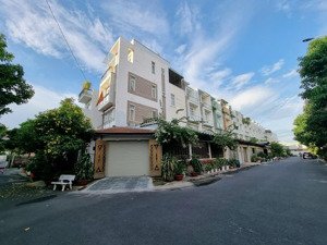 bán nhà tam bình, thủ đức, ngang 10x14.5m , diên tích 145m2 chỉ 8,99 tỷ