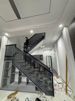 nhà sổ riêng thổ cư 1 lầu 1 trệt phường tân vạn cũ. 2 tỷ 550