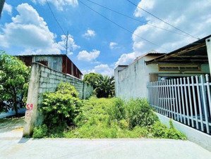 cần bán nhanh lô đất 152m, nằm ngay mặt tiền đường nguyễn phong sắcp