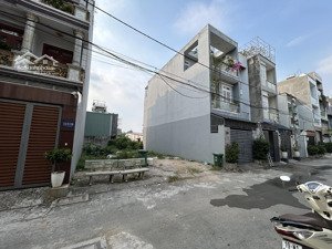 bán nền 4x19 giá 4.4 tỷ,an phú đông,sổ riêng