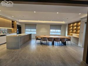 Building Mặt phố Hoàng Cầu giá 145 tỷ, 220mx9 tầng, MT 12m, view hồ