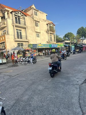 tôi chính chủ cần bán gấp 5m đất đường nf4, phường chánh phú hòa, thành phố hồ chí minh