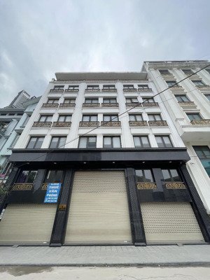 toà văn phòng tại quận đống đa - 9 tầng có hầm, mặt tiền 9m, gần 3000m2 sàn - chỉ nhỉnh 400tr/m2