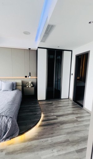 cho thuê căn 2pn full nội thất , 96m2 , ở ngay , tầng trệt ,bước 1 chân ra công viên , 17.99 tr/th