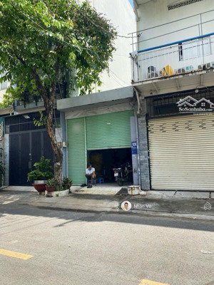 mặt tiền đường 13m khu họ lê. gần ngã 4. dt 4mx14m. giá 8.5tỷ tl