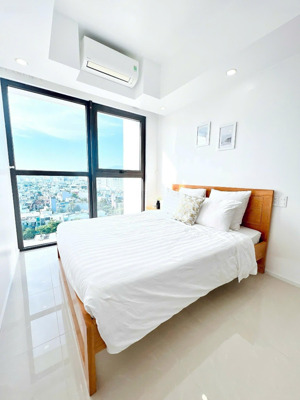 cho thuê cc 2 phòng ngủ hiyori garden tower, 68m2 ngay cầu rồng, full nội thất