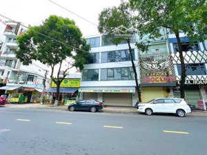 bán nhà mặt tiền đường hoàng diệu nam nha trang gần biển giá chỉ 11,9 tỷ