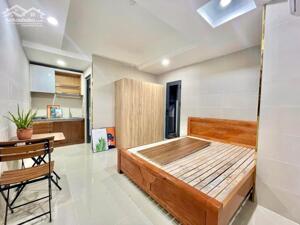 bán tòa nhà CHDV TN 45TR/TH mặt tiền đường hàng tre, long thạnh mỹ, q9, dt 130m2 giá 13ty TL