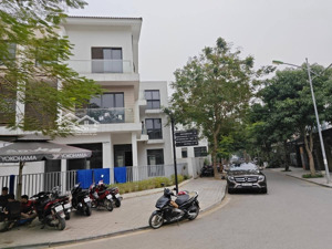 bán biệt thự đơn lập thiên đường bảo sơn, an khánh hoài đức: 200m2, mt 16m, căn góc, giá 3x tỷ