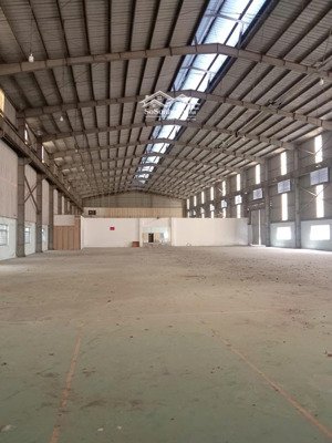 cho thuê kho xưởng kcn ngọc hồi 3200m2