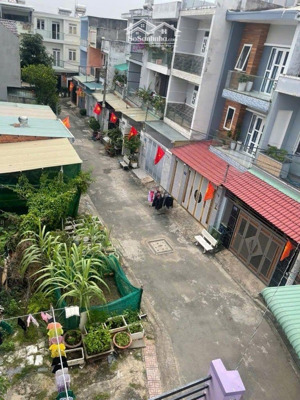 bán nhà 3 tầng - 53m2 - 4pn- gò cát - phú hữu - nhỉnh 4 tỷ