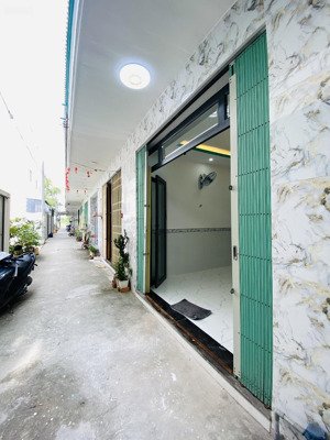 bán nhà 1 trệt 2 lầu! khu long phú! gần ngã ba tân kom đường quốc lộ 50