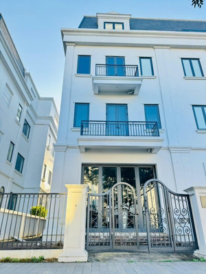 bán gấp biệt thự tại solasta mansion, 29,9 tỷ, 170m2, 4pn, 5wc