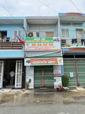 chính chủ bán mt 80 đỗ nhuận . dt 3x8m. trệt 1 lầu. 2 phòng ngủ