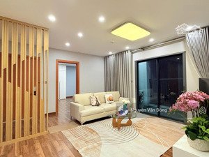 vợ chồng tôi cần nhượng lại căn góc 3 phòng ngủ, full đồ đẹp, sổ đỏ lâu dài sẵn giao dịch luôn