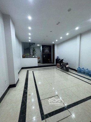 hàng hiếm trung tâm mỗ lao dt 65m2 ,mt 5m .giá hơn 12tỷ sổ đỏ chính chủ , sẵn sàng giao dich