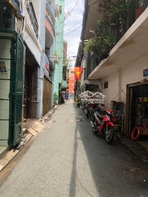 nhỉnh 4 tỷ- khu k300-nguyễn thái bình-3 tầng-30m-2 phòng ngủ-3wc-phường tân sơn nhất-tân bình.