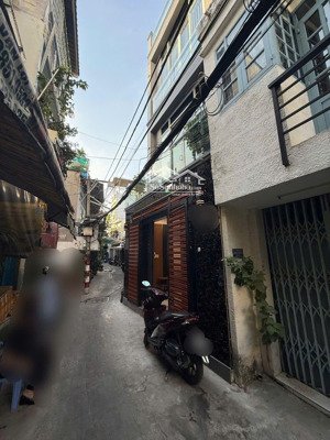 bán nhà đẹp mới tặng full nội thất như hình âu dương lân p3 q8