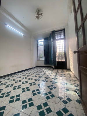 bán gấp xuất cảnh - nhà hẻm nguyễn cửu vân - nhà 4 tầng 31.8m² - giá 8.3 tỷ