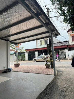 chính chủ gửi bán độc quyền lô góc 3 mặt tiền siêu hiếm, diện tích: 235m2 full thổ cư đường 8m