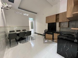 bán căn nhà 2 mặt tiền đường mê linh gần nguyễn thị minh khai tân lập nha trang 90m sổ đỏ riêng