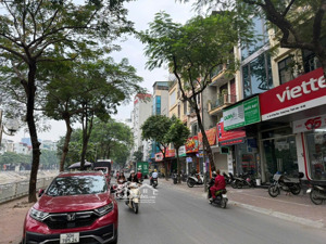 bán gấp nhà nghỉ phố vũ tông phan