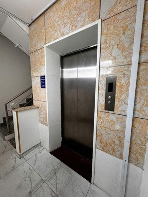 bán tòa nhà nguyễn công trứ, quận 1 - 4 x 16 - 9 tầng - hdt 70tr/tháng - giá 34 tỷ