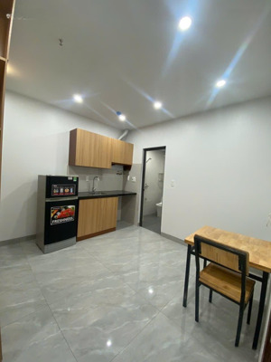 chính chủ cho thuê phòng 1 ngủ 1 khách, thoáng, nhà mới, mễ trì thượng - ngay sát khách sạn marriot