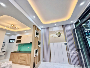 bán 2 căn nhà liền kề 1 trệt 1 lầu ngay ngã 4 thủ đức