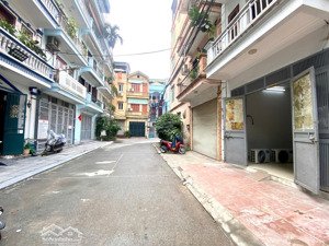 cần cho thuê nhà làm vp hoặc nhà ở tại số a11 khu lk bộ công an, ngõ 348 đường kim giang