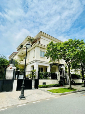 [siêu hiếm] bán nhà hxh 305 lê văn sỹ (cn 64m2) full nội thất (5pn, 6wc). giá: 15 tỷ