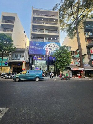 giảm 16 tỷ bán nhanh tòa nhà ngang 10m trần bình trọng q.5, hầm 7tầng, hđt 4 tỷ/năm, chỉ 139 tỷ tl