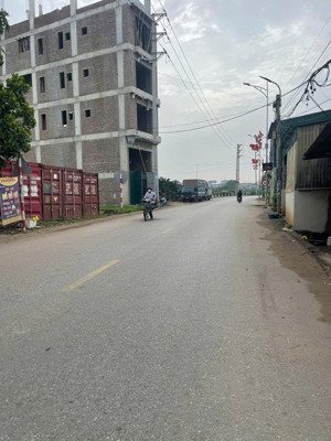 90 m2 đất đấu giá cạnh chợ đầu mối nông sản đông tảo - khoái châu - hưng yên, đang xây dựng giá tốt