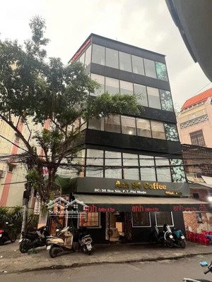 cho thuê góc 2 mặt tiền hoa sữa