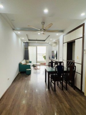 hàng hiếm tại riverside garden, 6x tỷ, 68m2, 2pn, 2wc, view đẹp lh 