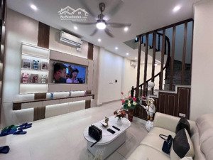 nhà đẹp đình thôn 40m2 - lô góc - oto vào nhà - nội thất vip 13,9 tỷ